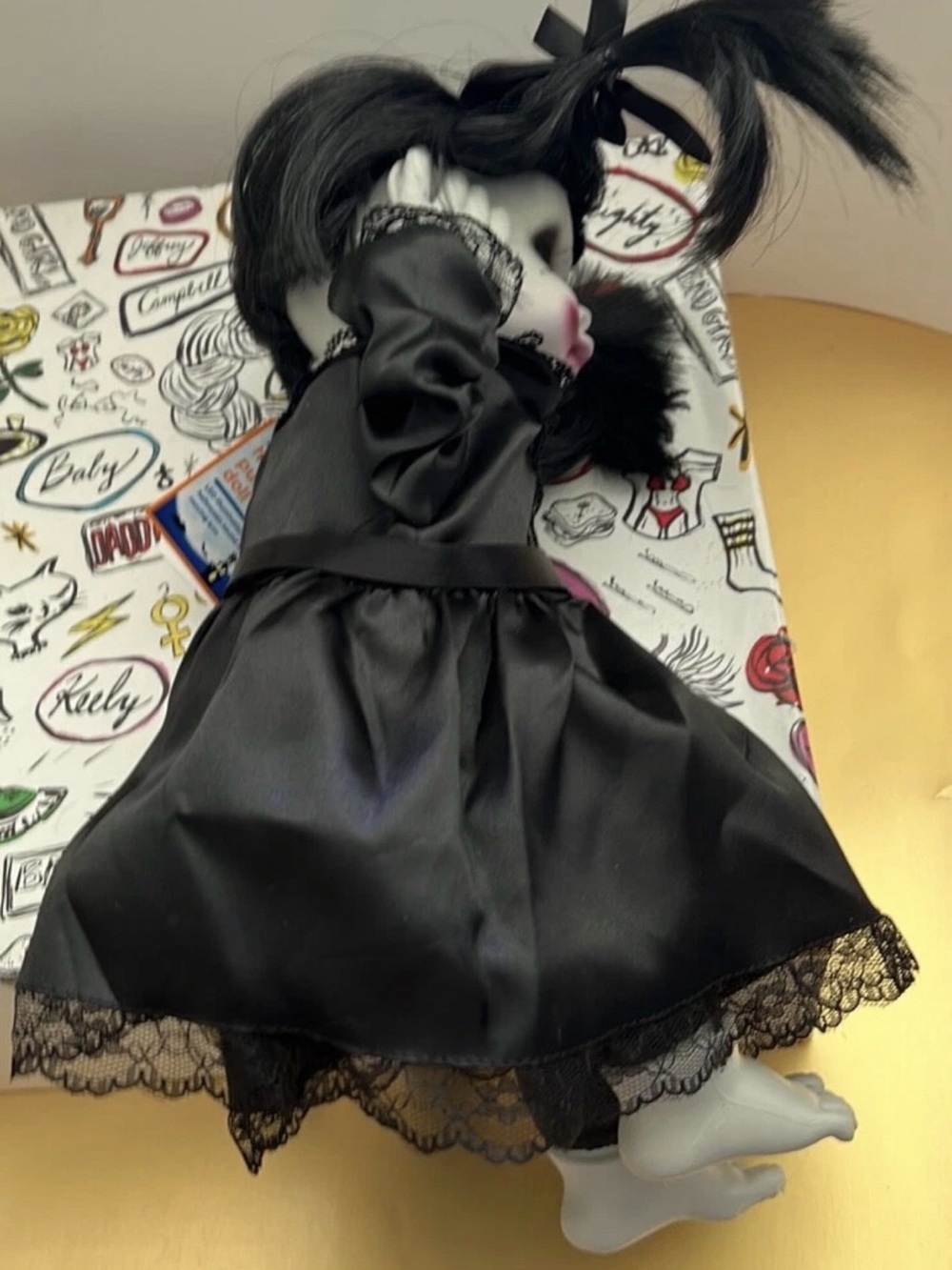 Black and White doll Halloween with audio